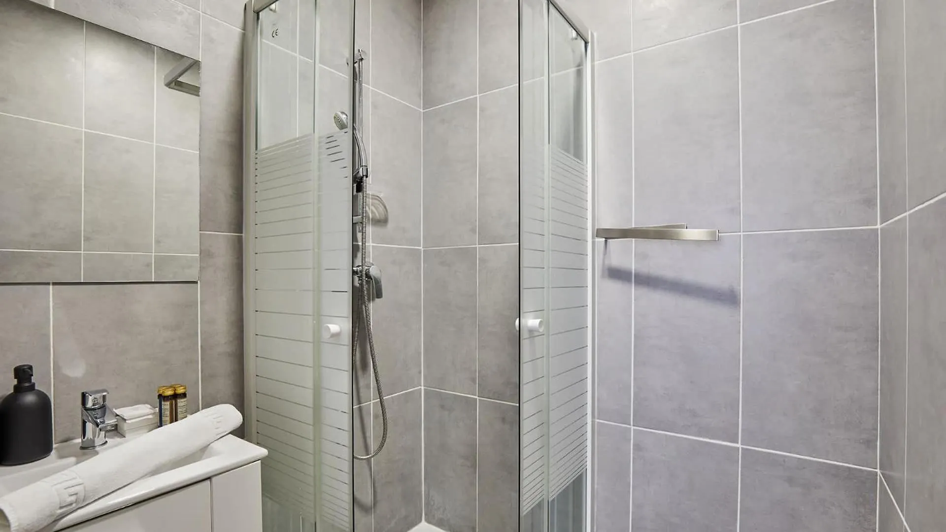 Apartment Charming Studio Center Of Paris France