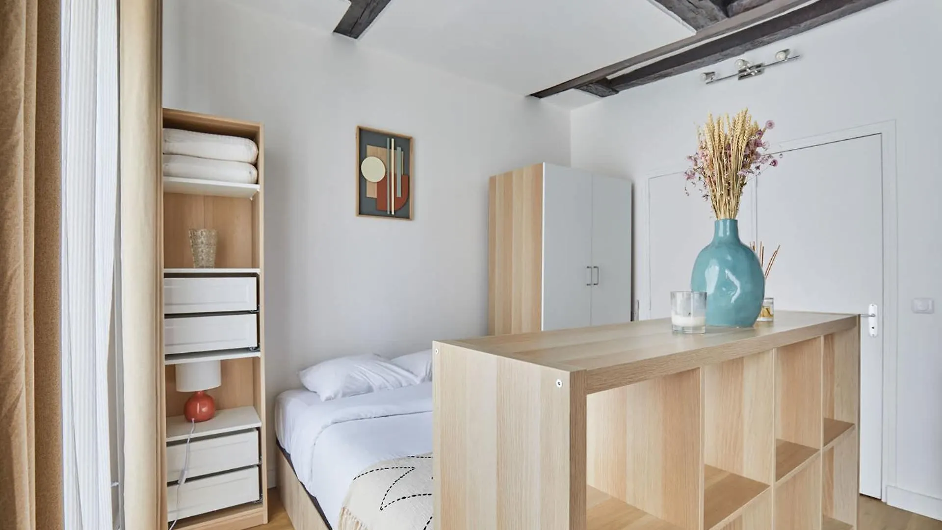 Charming Studio Center Of Paris 0*,  France